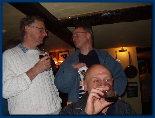 600x449 pixels (98K)